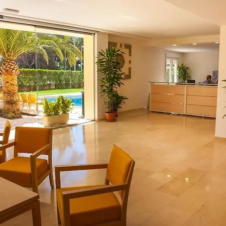 Tres Torres Apartment