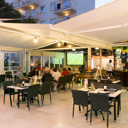 Tres Torres Apartment